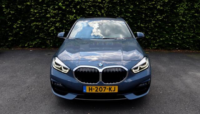 BMW 1-SERIE 118I HIGH EXECUTIVE. EDITION. PANORAMA DAK !!!!