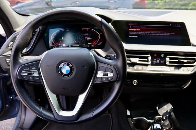 BMW 1-SERIE 118I HIGH EXECUTIVE. EDITION. PANORAMA DAK !!!!