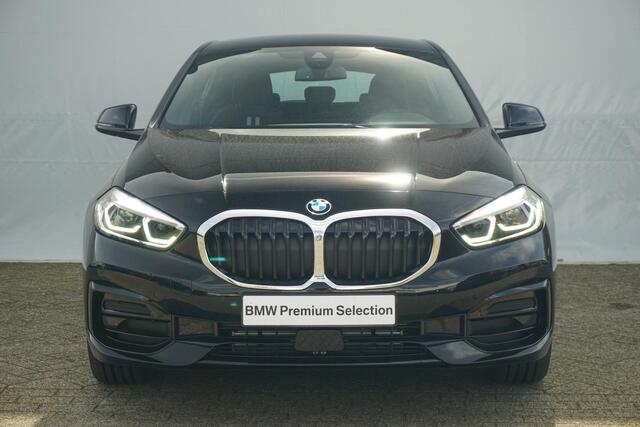 BMW 1-SERIE 5-deurs 118i High Executive Sport Line Hifi / Stoel- en Stuurverwarming / Grote Tank