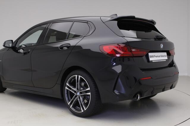 BMW 1-SERIE 118i M-Sport | Hifi | Extra getint glas