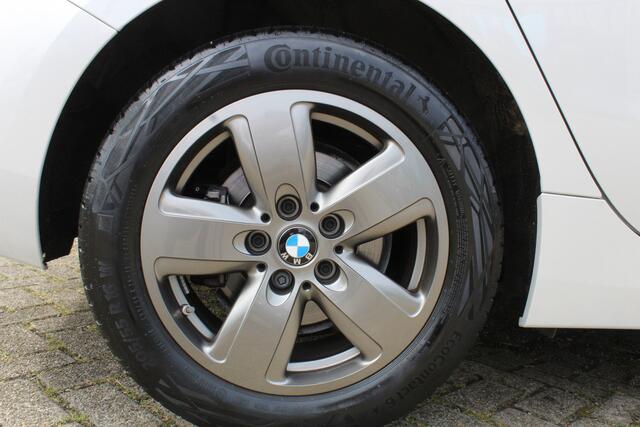 BMW 1-SERIE 118i