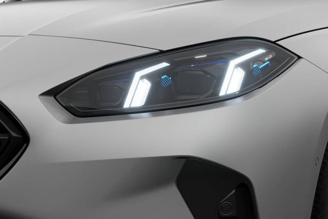 BMW 1-SERIE M135i xDrive | M Sport Pro | Premium Pack | Driving Assistant Plus