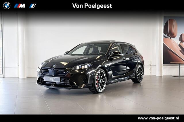 BMW 1-SERIE M135i xDrive | M Sport Pro | Innovation Pack | Driving Assistant Professional