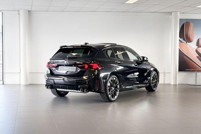 BMW 1-SERIE M135i xDrive | M Sport Pro | Innovation Pack | Driving Assistant Professional