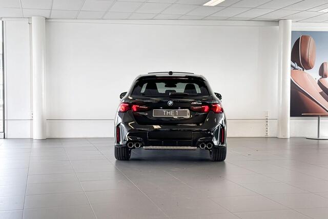 BMW 1-SERIE M135i xDrive | M Sport Pro | Innovation Pack | Driving Assistant Professional