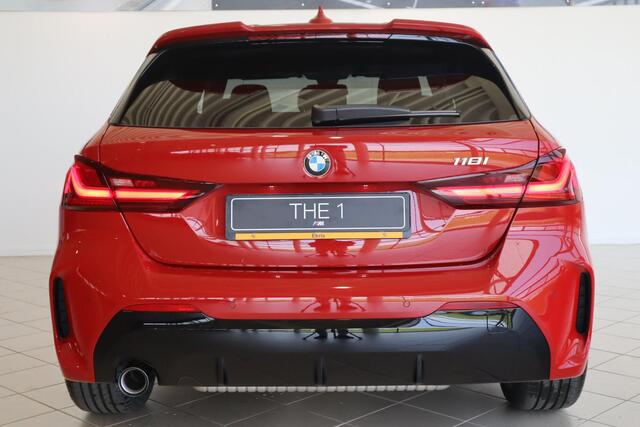 BMW 1-SERIE 5 Deurs 118i | M Sportpakket Pro | Premium Pack | Comfort Pro Pack