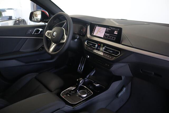 BMW 1-SERIE 5 Deurs 118i | M Sportpakket Pro | Premium Pack | Comfort Pro Pack