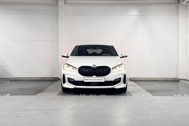 BMW 1-SERIE 118i M-Sport Pro | Parking Assistant