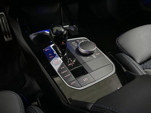 BMW 1-SERIE 118i M-Sport Pro | Parking Assistant