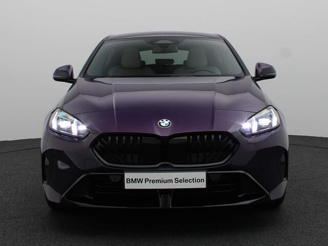 BMW 1-SERIE 120 M Sport Design Edition | Premium Pack | Comfort Access | Driving Assistant | Harman Kardon | 19''