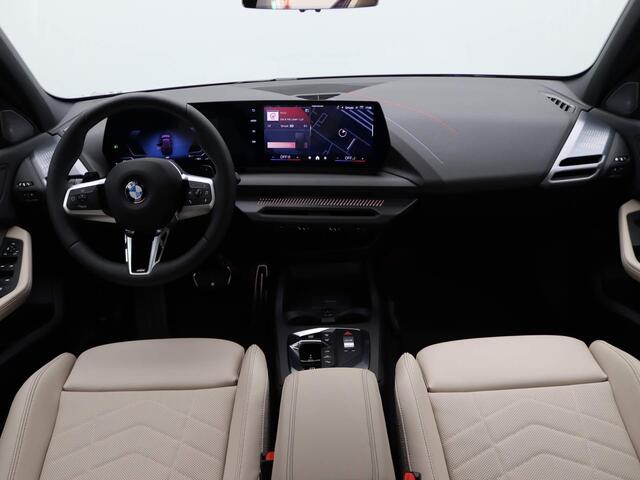 BMW 1-SERIE 120 M Sport Design Edition | Premium Pack | Comfort Access | Driving Assistant | Harman Kardon | 19''