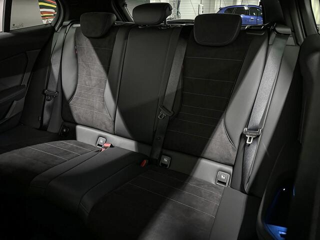 BMW 1-SERIE 120 M-Sport | Harman/Kardon | Driving Assistent