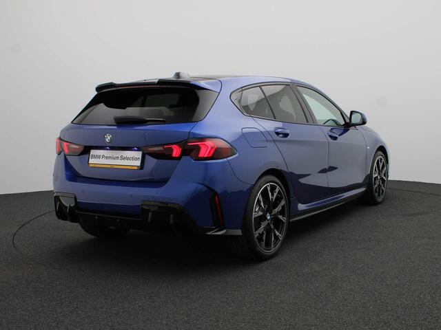 BMW 1-SERIE 120 M Sportpakket Pro | Premium Pack | Stuurwielrand Verwarmd | Driving Assistant | Harman Kardon | 19''