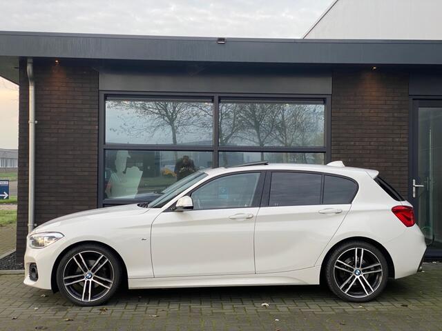 BMW 1-SERIE 118i M Sport 18 inch Open dak ACC Harman Kardon