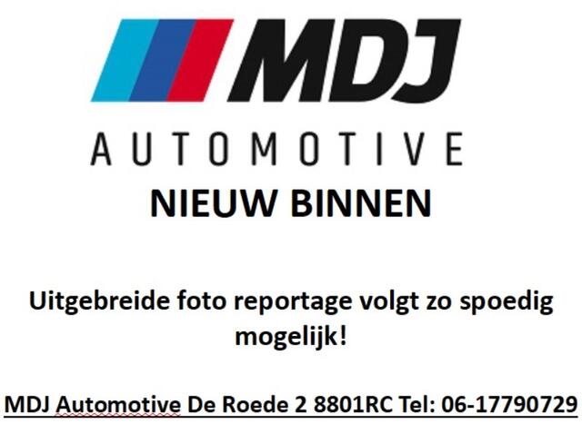 BMW 1-SERIE 118i M Sport 18 inch Open dak ACC Harman Kardon