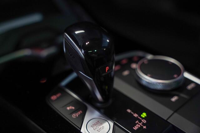 BMW 1-SERIE 5-deurs 118i M Sportpakket Pro Aut.