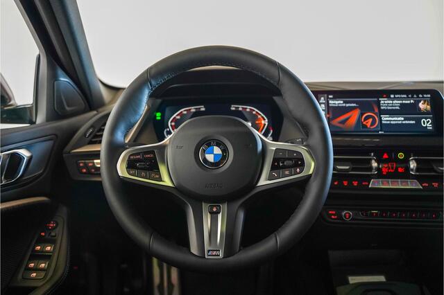 BMW 1-SERIE 5-deurs 118i M Sportpakket Pro Aut.