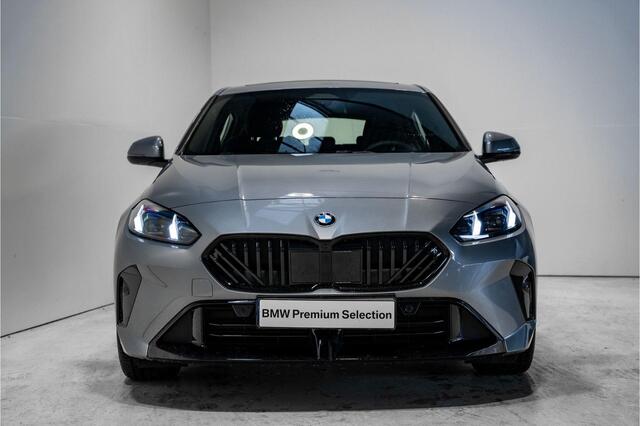 BMW 1-SERIE 5-deurs 120 M Sportpakket Pro Aut. - Beschikbaar vanaf: Januari 2025