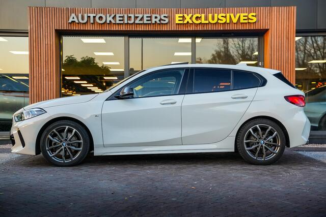 BMW 1-SERIE 118i Introduction Edition M Pakket Panodak Leer DAB+ Navigatie Stoel Stuurverw.