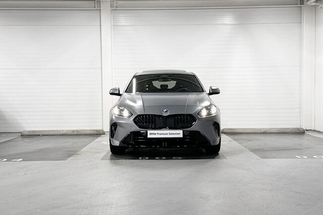BMW 1-SERIE 120 | M-Sport Pro | Premium Pack | Harman/Kardon | Panoramadak | Comfort Access