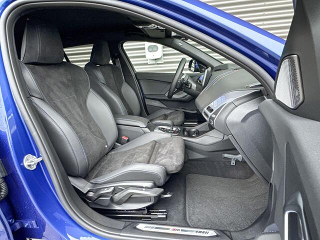 BMW 1-SERIE 120 M Sport / Harman Kardon / Innovation Pack / Driving Assistant Plus