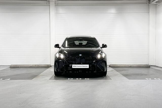 BMW 1-SERIE 120 | M-Sport Pro | Premium Pack | Harman/Kardon | Panoramadak | Driving Assistant | Comfort Access