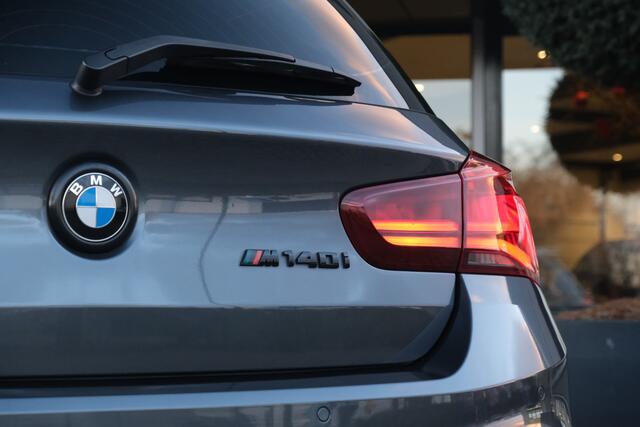 BMW 1-SERIE M140i Sperdiff M Performance Big Brake Kit Schuifdak Harman Kardon Shadow Line NL Auto NAP