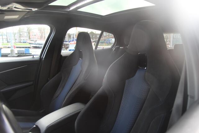 BMW 1-SERIE M135i xDrive High Executive Edition