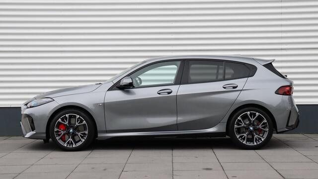 BMW 1-SERIE 120 M Sport Pro | Harman/Kardon | Head-up | Driving Assistant Plus | Comfort Access