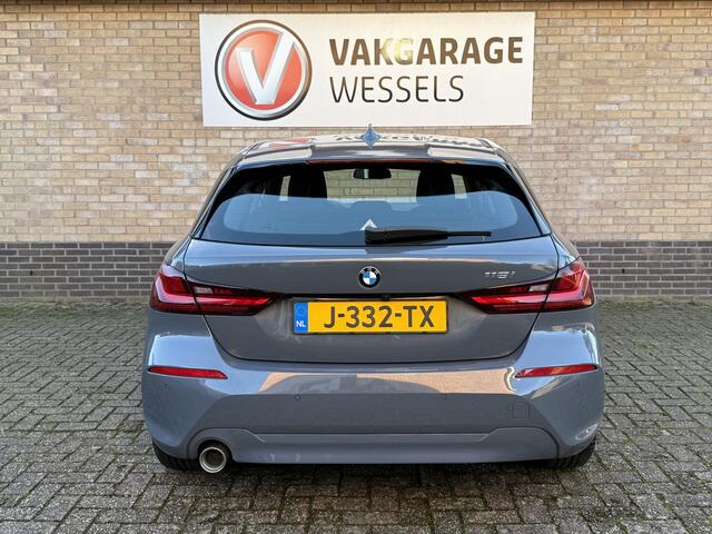 BMW 1-SERIE 118i Executive Edition | Clima | Camera | LM | LED | NAVI | PDC |