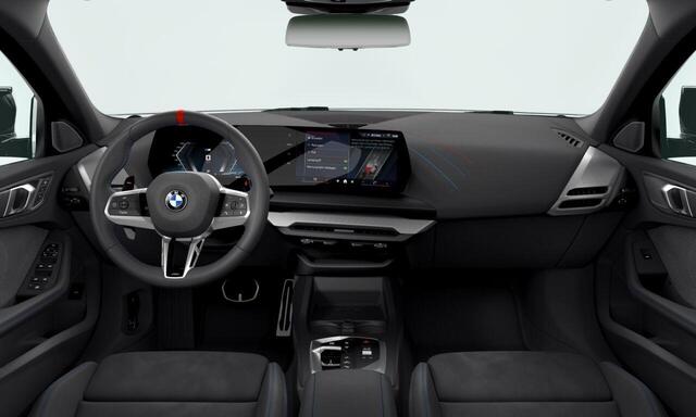 BMW 1-SERIE 5-deurs M135i xDrive | M Sportpakket Pro | Premium Pack | Nieuw