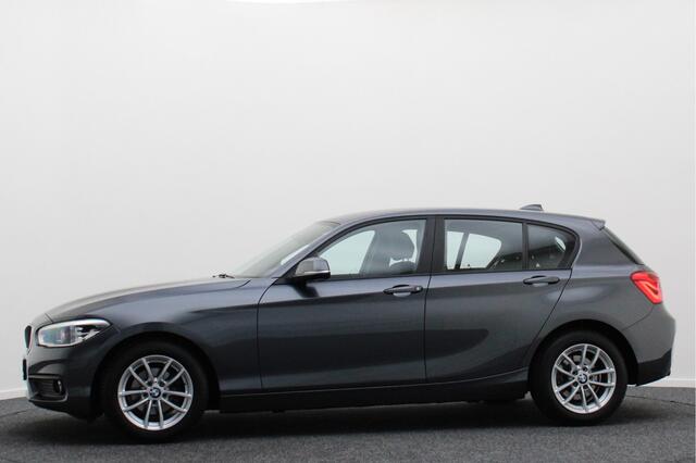BMW 1-SERIE 118i Executive Automaat LED, Climate, Cruise, Navigatie, Bluetooth, PDC, Start/Stop, 16''