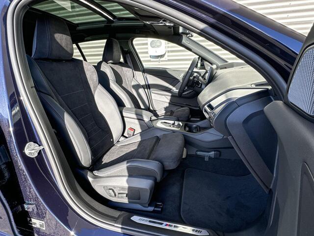 BMW 1-SERIE 120 M Sport Design Edition M Sportpakket Pro / Innovation Pack / Panoramadak / Harman-Kardon