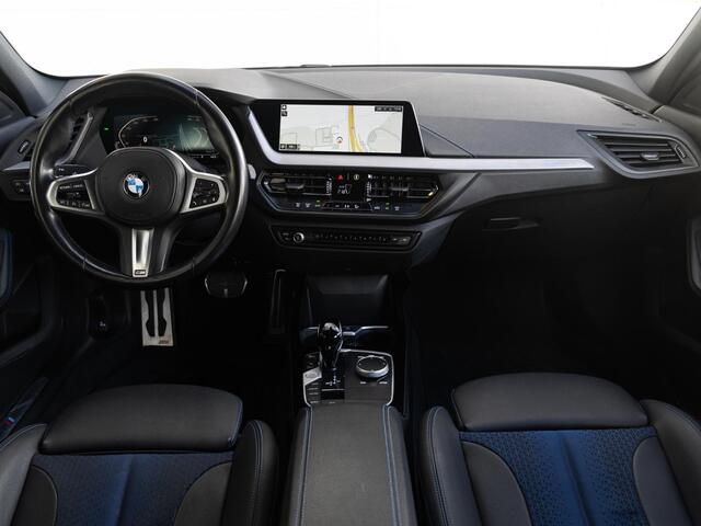 BMW 1-SERIE 5-deurs 118i | M Sportpakket | Sportstoelen | HIFI | M Hoogglans Shadow Line | M Sportonderstel