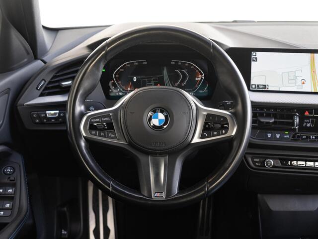 BMW 1-SERIE 5-deurs 118i | M Sportpakket | Sportstoelen | HIFI | M Hoogglans Shadow Line | M Sportonderstel