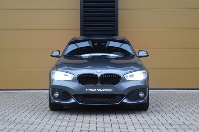 BMW 1-SERIE 118i Corporate Lease Executive * M Sportpakket * 18 Inch * Keyless * LED * Alcantara *