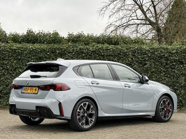 BMW 1-SERIE 5-deurs 120 M-Sport Pro | Stoelverw. | Shadow Line | Comfort Access