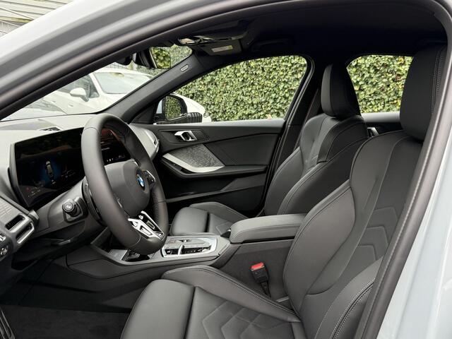 BMW 1-SERIE 5-deurs 120 M-Sport Pro | Stoelverw. | Shadow Line | Comfort Access