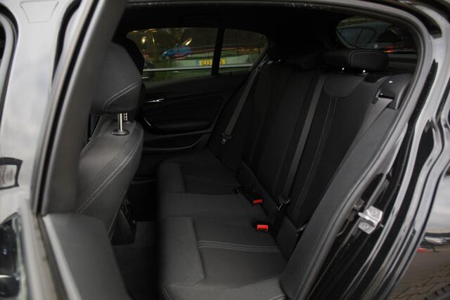 BMW 1-SERIE 118i Sport Line Edition