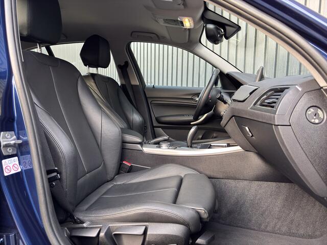 BMW 1-SERIE 118i High Executive | Leder | Camera | Parkeersensoren V&A | Stoelverwarming | Prijs Rijklaar!!