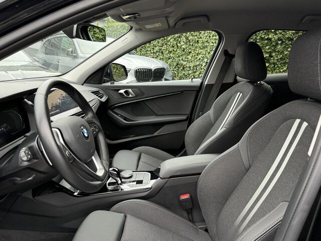 BMW 1-SERIE 120i | SportLine | Comfort Access | Sportstoel. | Shadow Line
