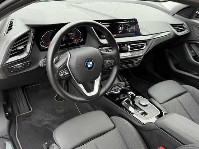 BMW 1-SERIE 120i | SportLine | Comfort Access | Sportstoel. | Shadow Line