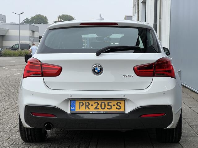 BMW 1-SERIE 116i Centennial High Executive M-pakket/Navigatie/17inch.