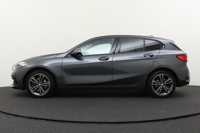 BMW 1-SERIE 118i Exe. Sport Line Camera Climate H-Leder/Sportstoelen