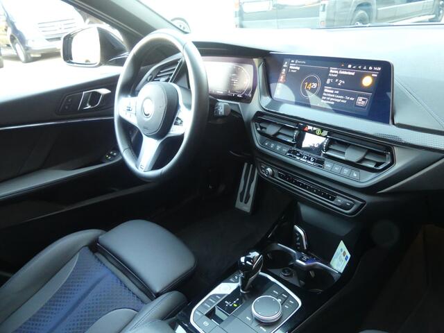 BMW 1-SERIE 116i M-Sport / Panodak