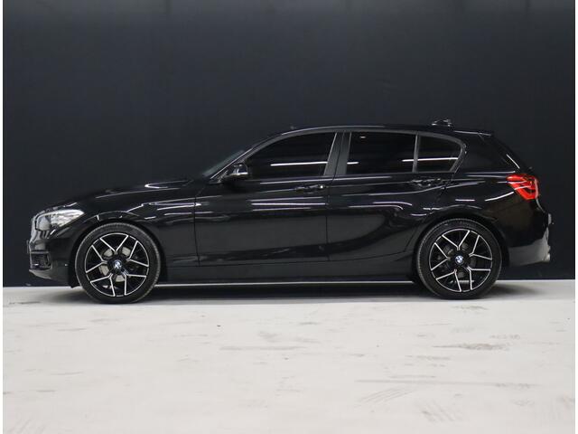 BMW 1-SERIE 118i M Sport [SCHUIFKANTELDAK, M-STUUR, VOL LEDER, PDC, CRUISE CONTROL, LED, NAVIGATIE, NIEUWSTAAT]