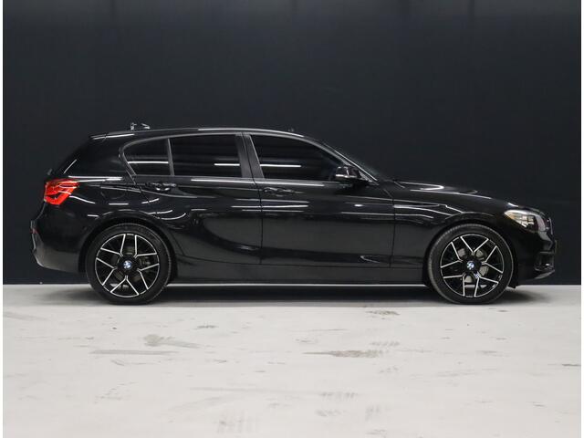 BMW 1-SERIE 118i M Sport [SCHUIFKANTELDAK, M-STUUR, VOL LEDER, PDC, CRUISE CONTROL, LED, NAVIGATIE, NIEUWSTAAT]