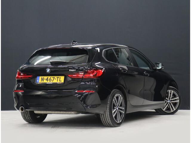 BMW 1-SERIE 116i Business Edition [DIGITAL DASH, CRUISE CONTROL, APPLE CARPLAY, PDC V+A, STUUR EN STOELVERWARMING, CLIMATE CONTROL, NAVIGATIE, NIEUWSTAAT]