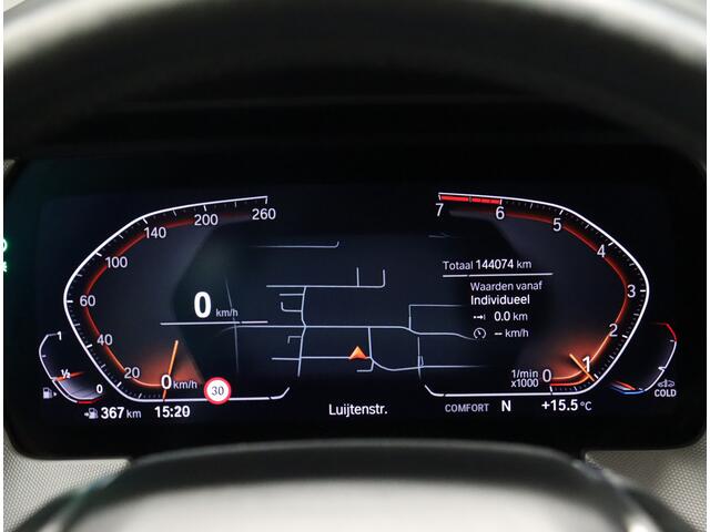BMW 1-SERIE 116i Business Edition [DIGITAL DASH, CRUISE CONTROL, APPLE CARPLAY, PDC V+A, STUUR EN STOELVERWARMING, CLIMATE CONTROL, NAVIGATIE, NIEUWSTAAT]