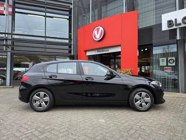 BMW 1-SERIE 118i Executive Edition A/T | Navi | Trekhaak | Cruise